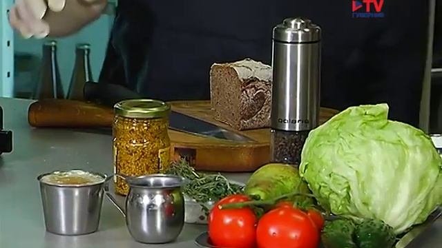 Рецепт салата с копченой форелью от 
