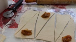 Готовлю круассаны из слоеного теста