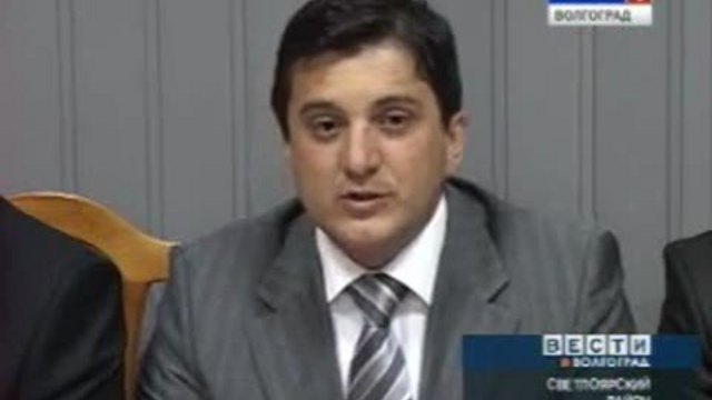 Областные законодатели обсудили меры поддержки малого бизнеса со светлоярскими предпринимателями смотреть онлайн