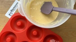 Кето пончики с шоколадной глазурью без дрожжей в духовке