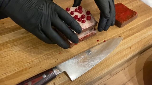 Шоколадный КУБ с ягодой клоповкой Шеф ОтвечаеТ Сергей Сотников