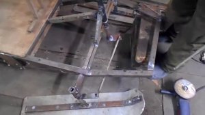 Самодельный снегоход, делаем раму и устанавливаем двигатель
