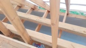 Каркасный дом и шторм. Выдержит ли каркасный дом сильный ветер? Как усилить его и встретить стихию?