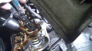 Toyota Land Cruiser 200 замена сальников клапанов