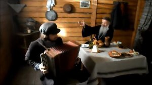 алеша жарил на баяне