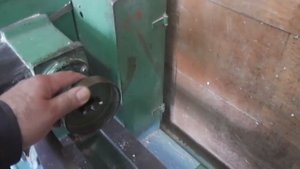 ОСНОВЫ ТОКАРНЫХ РАБОТ: О ТОКАРНЫХ СТАНКАХ ПО ДЕРЕВУ