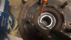 Changer un roulement roue (Renault Master 2)