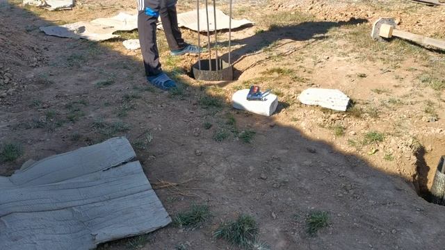 Опалубка для свай из рубероида + заливка бетона