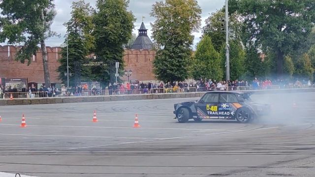 ДРИФТ С КРУТОЙ МУЗЫКОЙ! Тут Nissan Skyline GT-R, Nissan Silvia S15, BMW M3, ВАЗ-2105. DRIVE CAR смотреть онлайн