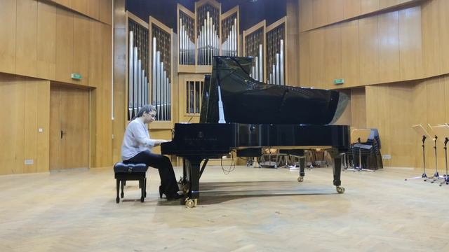 "Toccata" for Piano solo by Roumen Boyadjieff-jr. смотреть онлайн