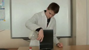 Горячий лёд (кристаллизация из пересыщенного раствора)