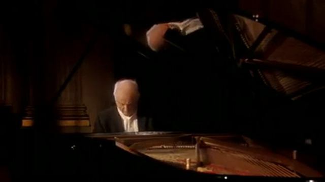 Barenboim plays Beethoven Sonata No. 1 in F Minor Op. 2 No. 1, 3rd and 4th Mov. смотреть онлайн
