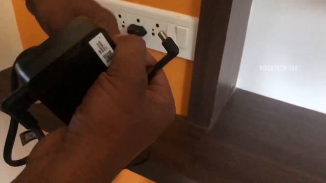 Samsung HD Smart tv 32 inch Unboxing & First Impression Tamil | voicetech 360 смотреть онлайн