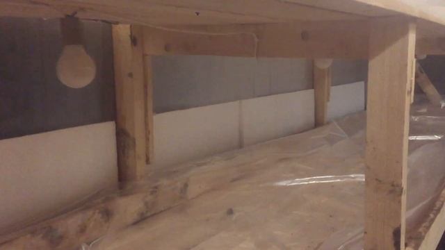 5-й день посадки лука на перо. Утепление крыши. Эксперимент с замачиванием лука перед посадкой. смотреть онлайн