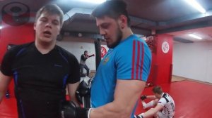 Спарринг Сушиста против Пулемётчика! Кто выиграл??