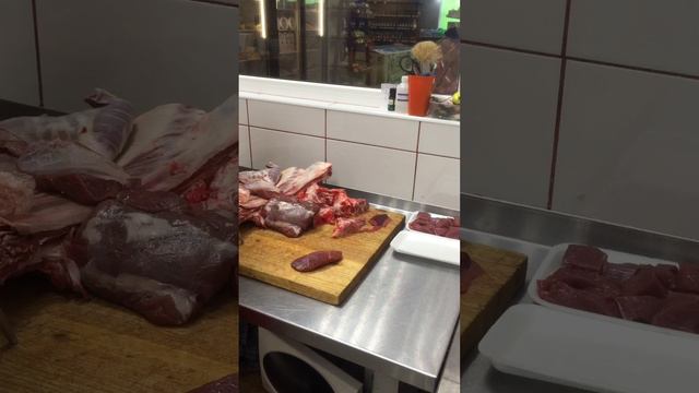 Как правильно разделать Говядину на пиле и не отрезать палец