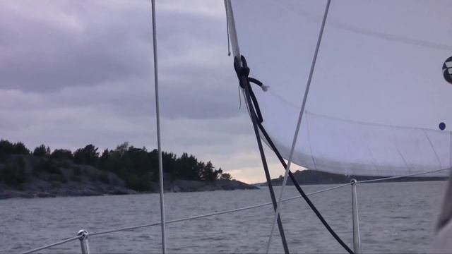 По Финляндии на парусной яхте смотреть онлайн