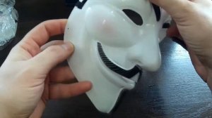 Легендарная маска Гая Фокса,или Анонимус из Китая