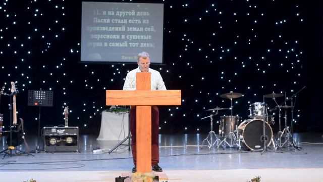 Виктор Романов | "ЗЕМЛЯ ОБЕТОВАННАЯ"