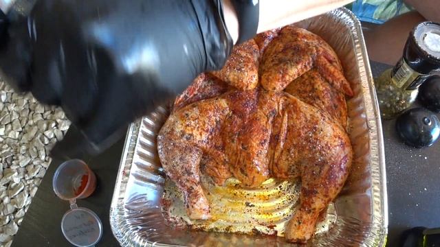Копченая Курица на гриле Weber по Американски. Голодным не смотреть!1!1