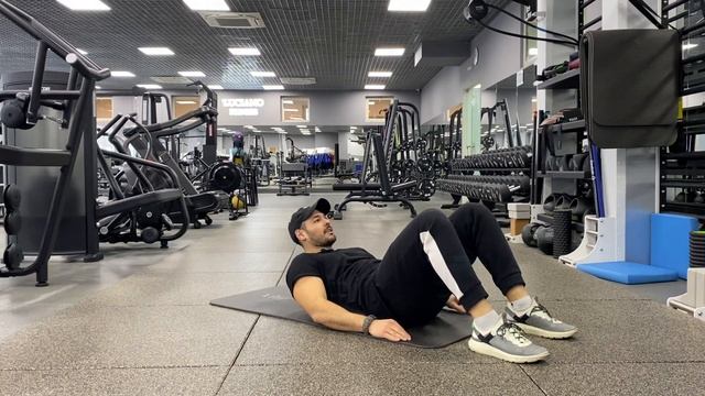 Боковые наклоны лёжа на спине смотреть онлайн