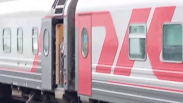 Поезд Ижевск -Санкт Петербург отправляется со станции Владимир