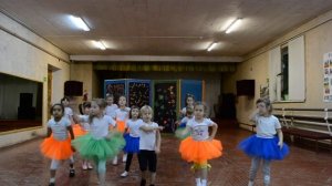 Танцевальное поздравление «В каждом маленьком ребенке»