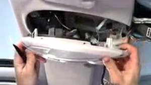 Снятие салонного зеркала и переднего плафона w211