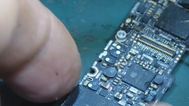 IPHONE В ВОДЕ - СГНИЛ ЗА 3 МИНУТЫ-IPHONE UNDERWATER rotted in 3 minutes смотреть онлайн