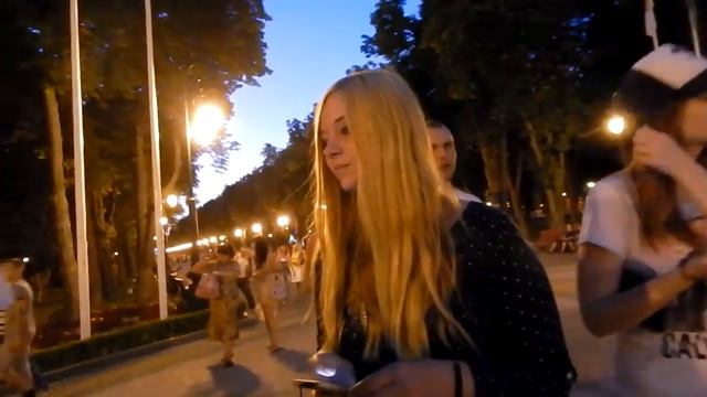 Что девушки ценят в парнях? Деньги решают? смотреть онлайн