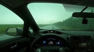 Едем НА МОРЕ на электромобиле NISSAN LEAF / Железный Порт 200км