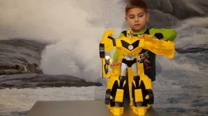 Большой Трансформер Бамбли  Transformers Prime Bumblebee