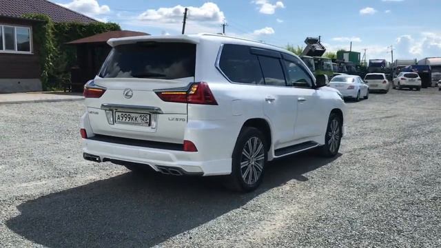 В продаже роскошный Lexus LX570 в идеальном состоянии!