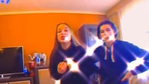 Дарина,Дима,Аня))