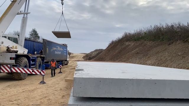 Які плити дорожні дійсно варто використовувати! Плита дорожна залізобетонна ПД 60.20.6,5 та 9,5 смотреть онлайн