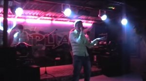 группа  "Чернильное небо"  
Дрянь сл и муз Сергей Кузнецов