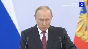 Путин: страна вступила на поле битвы за большую историческую Россию