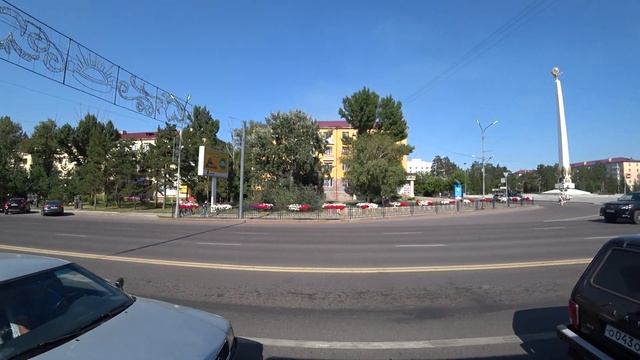 Караганда | от ДКГ до ЦУМа (Абзала) на проспекте Бухар-Жырау на автобусе № 43 маршрута летом 2021