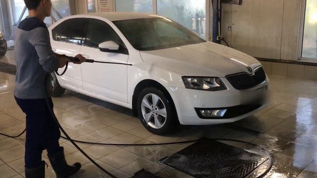 Копия видео "Мойка после воска soft99" смотреть онлайн