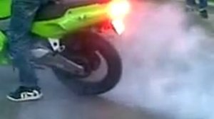 Burnout Honda Nsr 125R By Kyniu