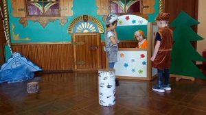 Спектакль "Заюшкина избушка"
