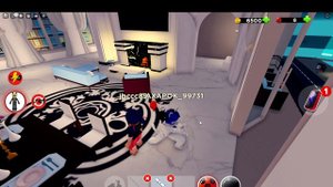 играем в игру в роблоксе. леди баг и супер кот