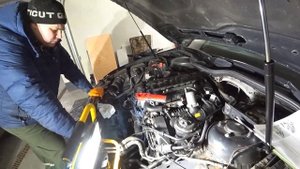 Начинаем ремонт двигателя N62B48 BMW e66 750Li. Замена прокладок клапанной крышки #1