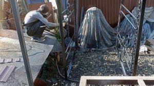 Как покрасить ворота