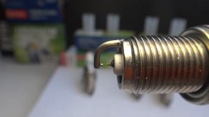 подлинная свеча DENSO IK20TT (Свеча 2)