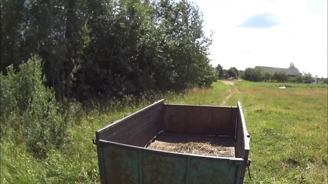 Копаем чеснок мотоблоком МТЗ. Урожай не очень,но и этому рады.Три месяца без дождей.