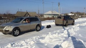 Jeep Grand Cherokee VS Volkswagen Touareg