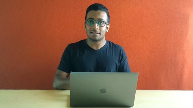 Macbook Pro with Touchbar Overview! смотреть онлайн