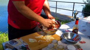 Как приготовить шашлык из куриных сердечек на мангале?