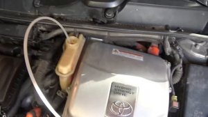 Toyota Prius Coolant System Bleeding. Totyota Prius 2003-2009 xw20 Antifreeze Bleeding